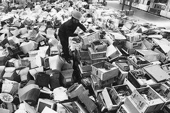 市場(chǎng)上很多產(chǎn)品的電氣元件采用三無劣質(zhì)產(chǎn)品，產(chǎn)品
壽命沒有保障，嚴(yán)重的甚至引起火災(zāi)。